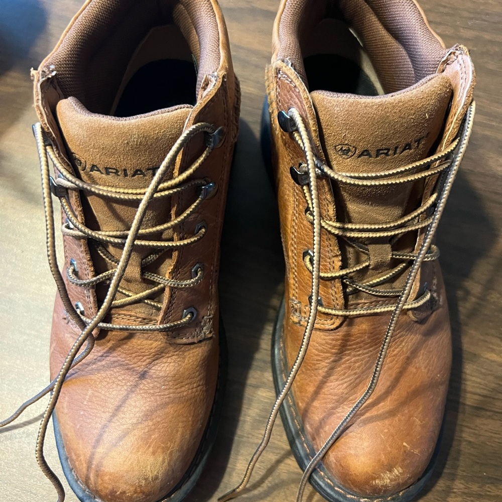 Ariat Women's Brown Lace-Up Boots